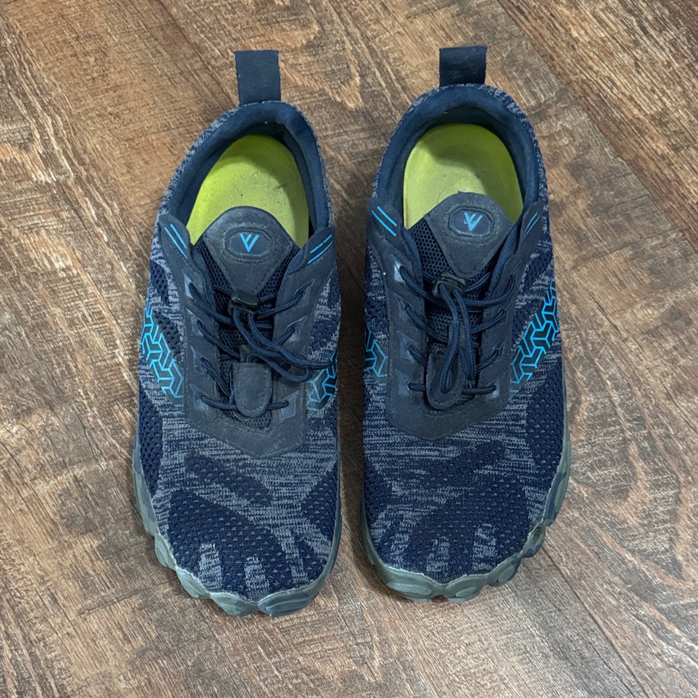 WHITIN  Athletic Shoes